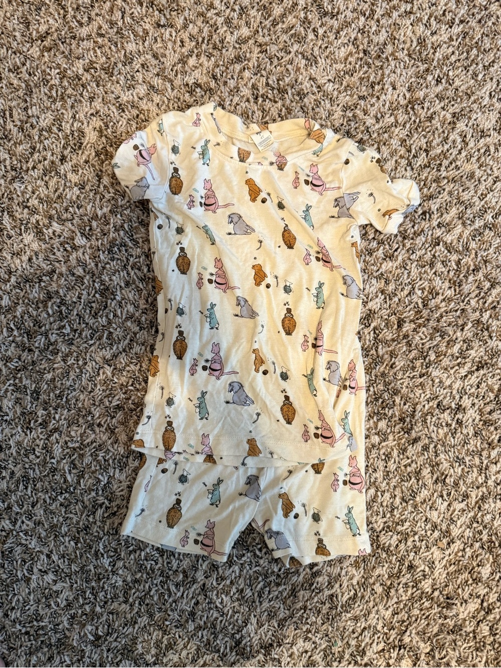 Kate Quinn Winnie the Pooh Pajama Set - Size 4T